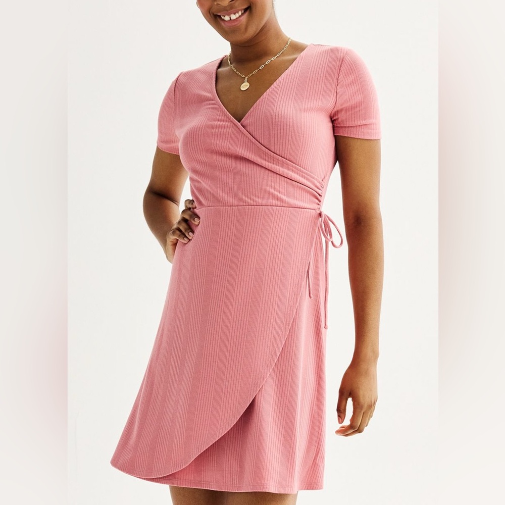 Junior’s SO Tie Wrap Dress
